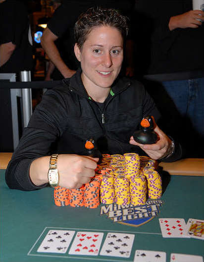 Top 5 Female Gamblers 17 Vanessa Selbst