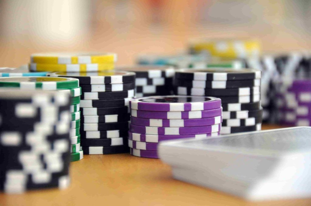 how to spot fake casino chips