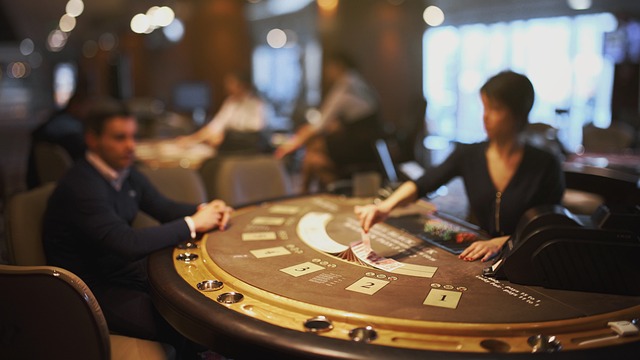 online casino dealer